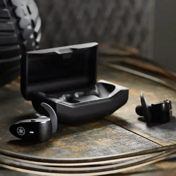 Yamaha TW-ES5A True Wireless Bluetooth Sports Earbuds (Black)