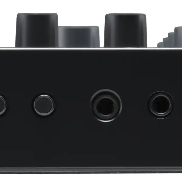 Yamaha SEQTRAK  BLACK Music Production Studio