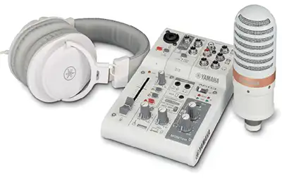 Yamaha AG03MK2 LSPK Live Streaming Pack White