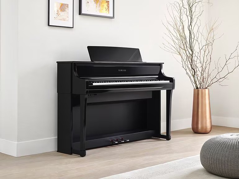 Acoustic piano-like appearance